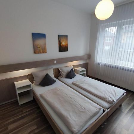 Gaestehaus Am Bahnhof, Self-Check-In Фехта Екстер'єр фото